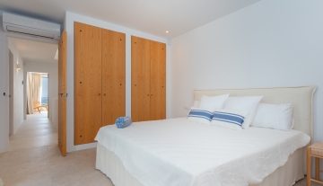Resa estates Ibiza for sale modern villa martinet views bedroom 6.jpg